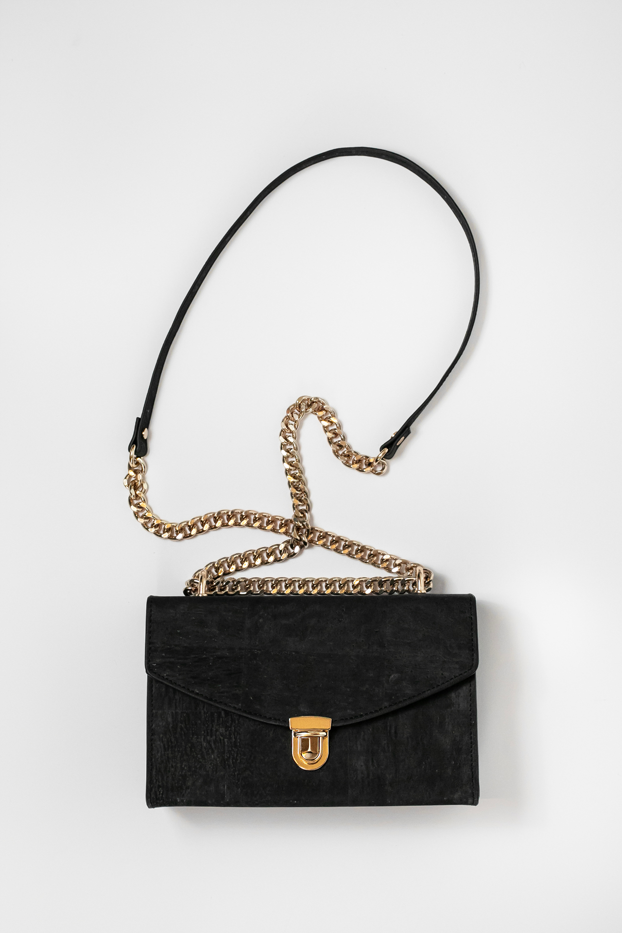 Edition No. I — cork shoulder bag with gold chain